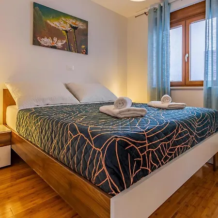 2 Bedroom Amazing In Pula