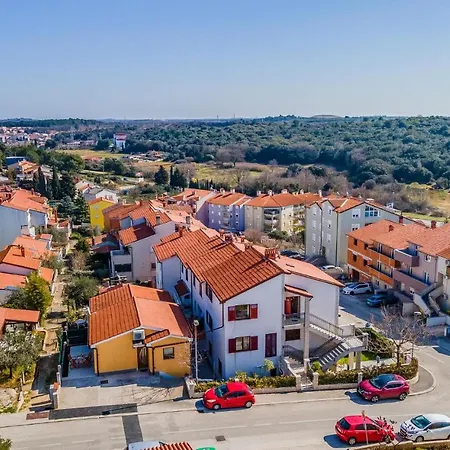 Hotel 2 Bedroom Amazing In Pula